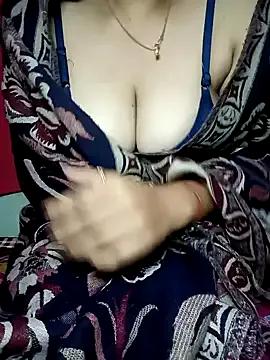 sukoon-8245 on StripChat 