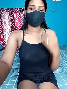 Triha_18 on StripChat 