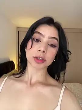 vaiollete on StripChat 