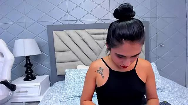 ValentinaMafla on StripChat 